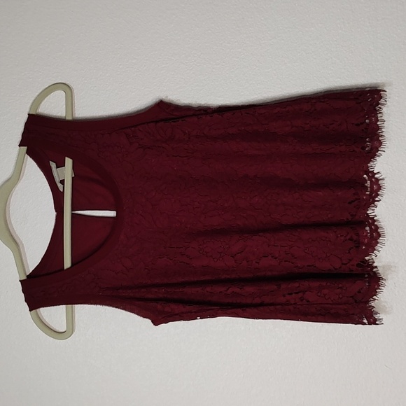 Banana Republic Lace Burgundy Sleeveless Top Size XS - Picture 1 of 7